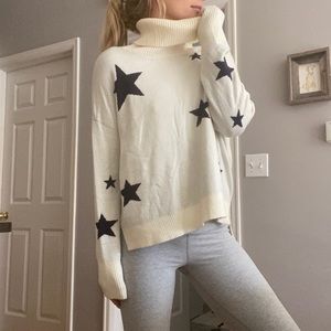 Never worn Buttery soft turtle neck